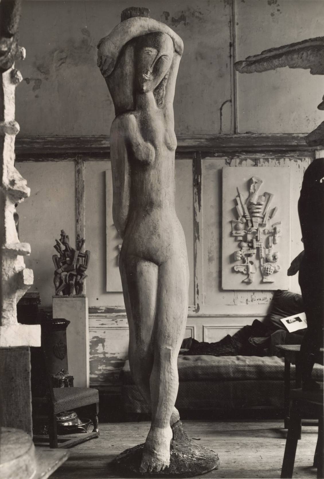 Rebecca (1927) in het atelier van Ossip Zadkine