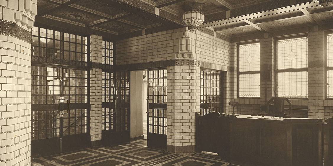 H.P. Berlage, Holland House, circa 1916